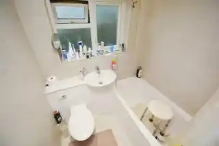 11, Pontefract Court, Newmarket Avenue, photo 3