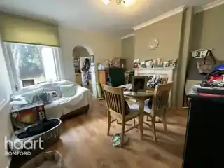11 Shakespeare Road, photo 3