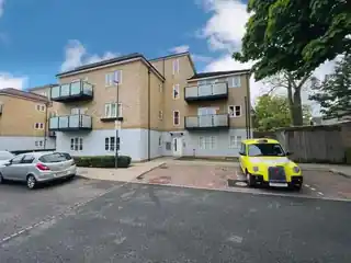 11 Talehangers Close, photo 4