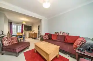 11 Tolworth Road, photo 4