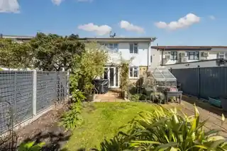 11 Ufford Road, photo 3