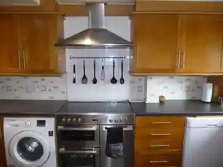 11 Vineries Close, photo 3