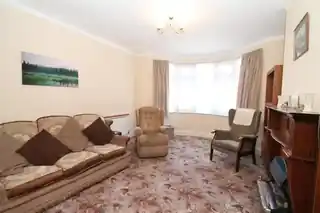 11 Wentworth Gardens, photo 4