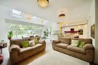 11 Wilton Road, photo 3