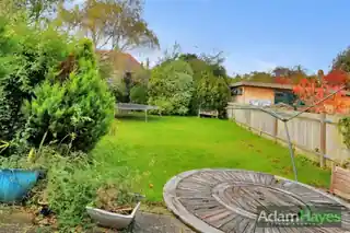 11 Windermere Avenue, photo 4
