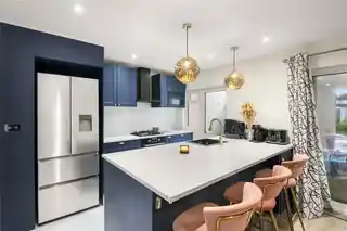 11 Woodcroft Crescent, photo 3