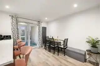 11 Woodcroft Crescent, photo 4