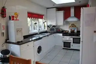 110 Hunters Hall Road, photo 2