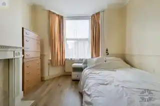 110 Montagu Road, photo 3