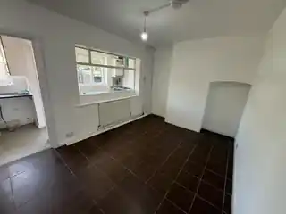 111 Marston Avenue, photo 3