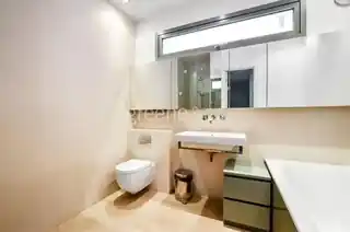 112 Brondesbury Road, photo 2