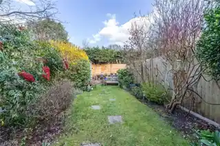 112 Percy Road, photo 2
