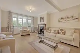 113 Bell Lane, photo 2