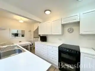 113 Benets Road, photo 2