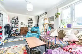 113 Buxhall Crescent, photo 4