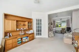 113 Castle Road, photo 3