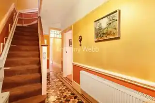 114 Caversham Avenue, photo 3