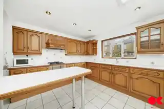 114 Clements Road, photo 4