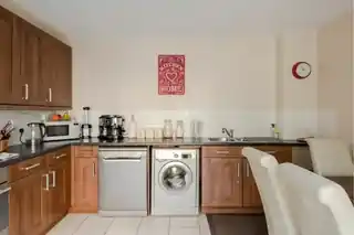 114 Millard Road, photo 4