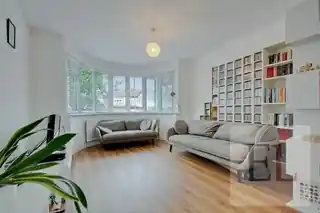 115 Exeter Road, photo 4