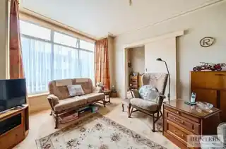 115 Howarth Road, photo 3
