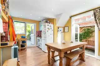 116 Casewick Road, photo 3