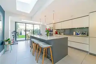 118 Fulwell Road, photo 2