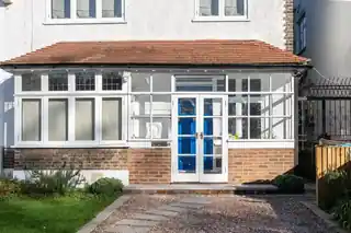119 Court Lane, photo 2
