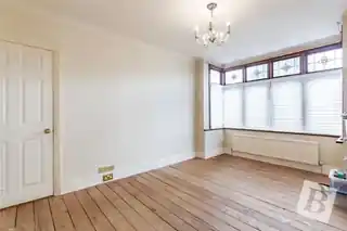 119 Mawney Road, photo 3