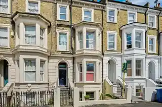 11A Dagmar Road, photo 4