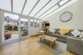 11A Maxwell Road, photo 3