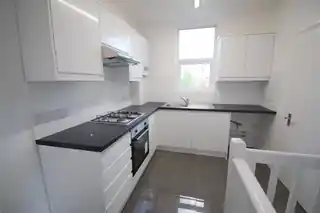 11A Temple Road, photo 2