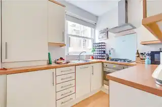 11A Vera Road, photo 3