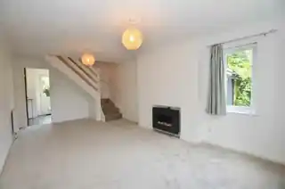 12 Abbott Close, photo 3