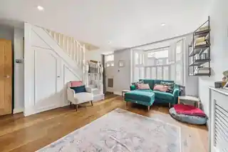 12 Albert Road, photo 2
