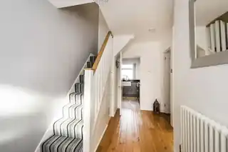 12 Ashbourne Avenue, photo 2