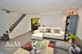 12 Barrington Close, photo 2
