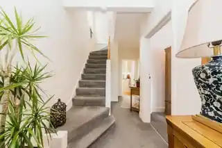 12 Bedford Road, photo 2
