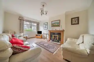 12 Central Avenue, photo 2