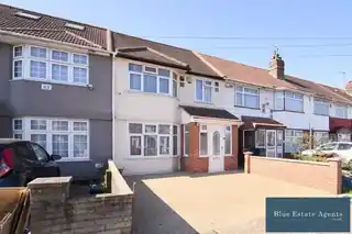 12 Chaucer Avenue, photo 2
