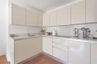12, Clement Court, Howard Road, photo 4