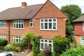 12 Copse Hill, photo 3