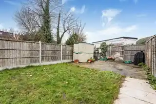 12 Daisy Road, photo 4