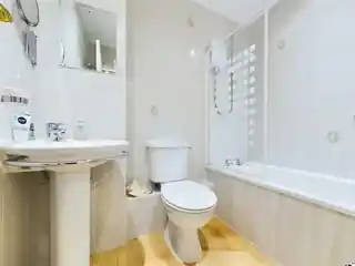 12 Flemming Avenue, photo 3