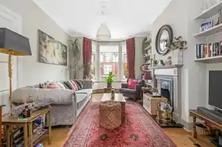 12 Girton Road, photo 2