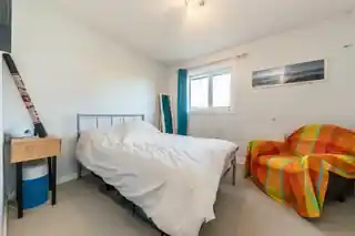 12 Glen Walk, photo 3