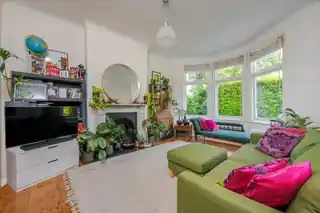 12 Glengarry Road, photo 2