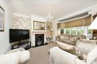 12 Glenwood Road, photo 2