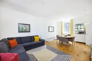 12 Hatcham Park Mews, photo 4
