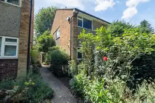 12 Haynes Close, photo 4